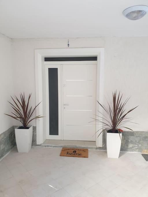 Shkodra 27 Center House Villa Екстериор снимка